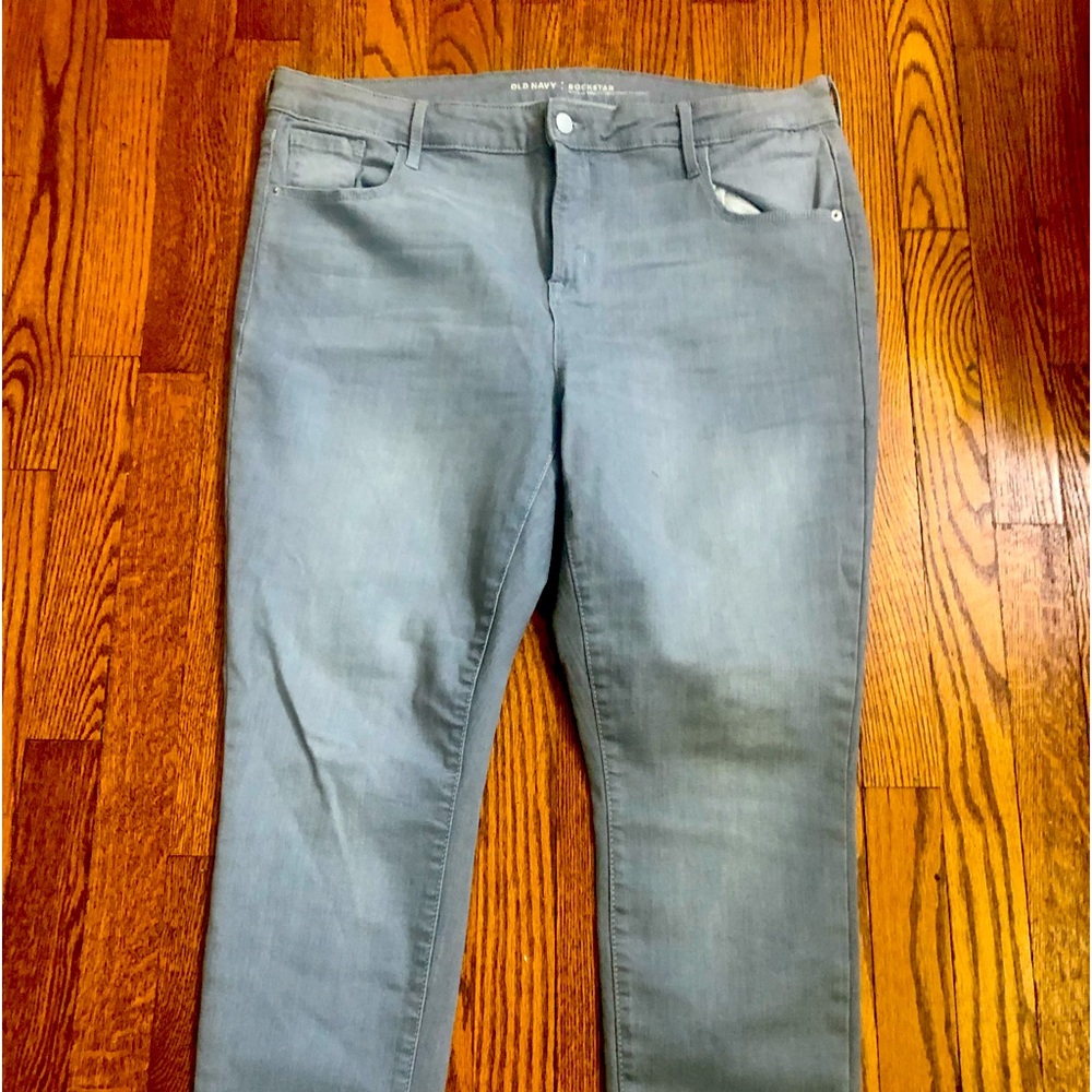 Brand new Old Navy Rockstar jeans
